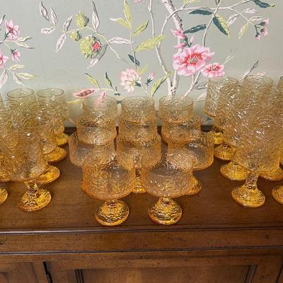 Vintage Mid Century Brutalist Yellow Crinkle Glass/Crystal
