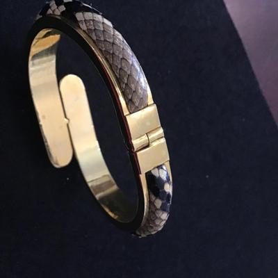 1970 Hinged Clic- Clac nub Divot Snakes Skin Bypass Bracelet