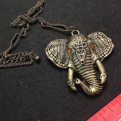 Elephant necklace with Chain