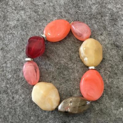 Cute, colorful stretch fashion bracelet