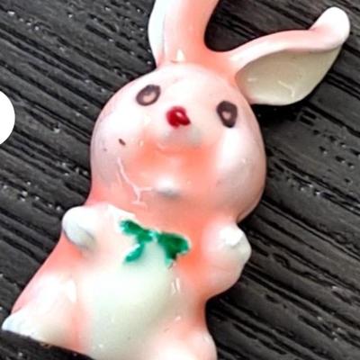 Vintage Bunny Brooch/pin