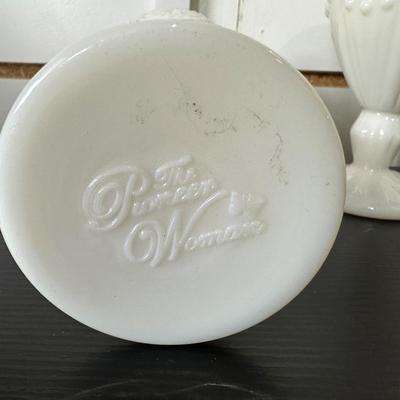 PIONEER WOMAN ADELINE SNOW WHITE MILK GLASS GOBLETS