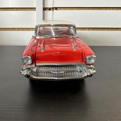 DIE-CAST '57 CHEVROLET MODEL CAR
