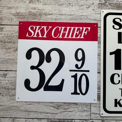 2 METAL/TIN SIGNS (4)