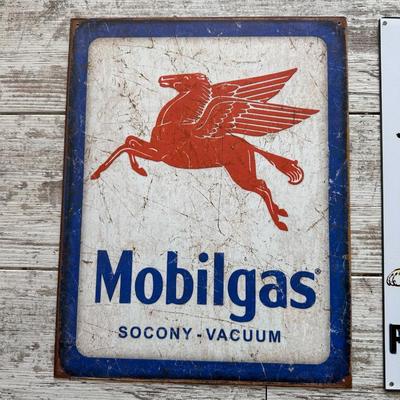 2 METAL SIGNS (2)
