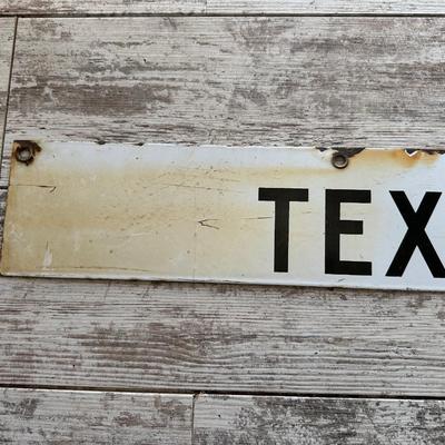 METAL SIGN, LICENSE PLATES AND AUTO INSURANCE/REGISTRATION HOLDER