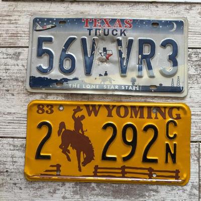 METAL SIGN, LICENSE PLATES AND AUTO INSURANCE/REGISTRATION HOLDER