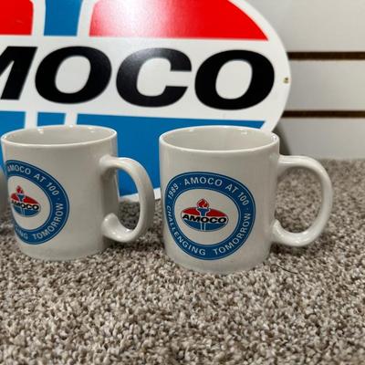 AMACO SIGN AND 4 COFFEE MUGS