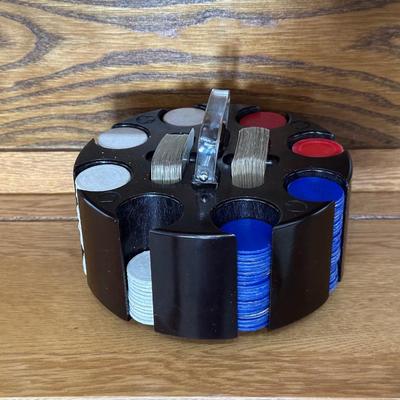 POKER CHIPS & CARDS IN A REVOLVING HOLDER