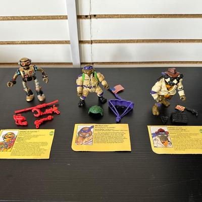 TMNT "FUGITOID", "DON UNDERCOVER TURTLE" & "PRO PILOT DON" ACTION FIGURES