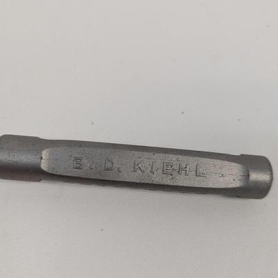 Ice & Coal Co. Consumers Distributor B.D. Kiehl Ice Pick