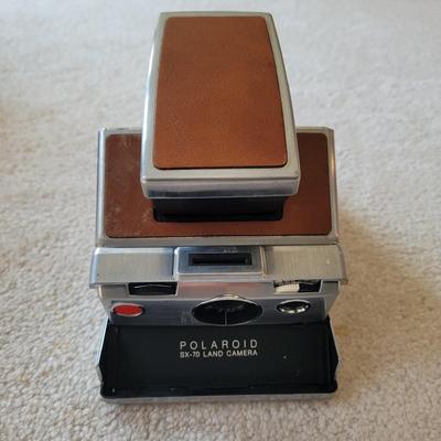 Polaroid SX-70 Land Camera (LR-EL)