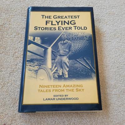 Aviation Art and Books (LR-EL)