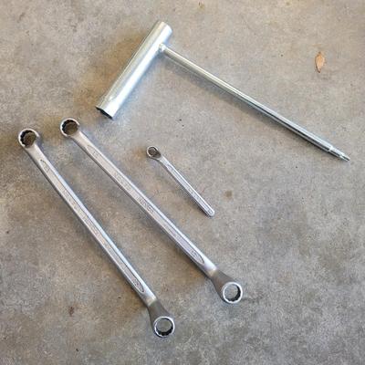 Lot of Wrenches (G-EL)