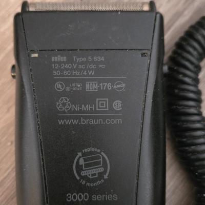 Braun Electric Shaver & Hand Mirror