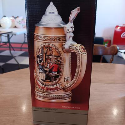 MILLER 2004 MILLER HOLIDAY & BUDWEISER BEER STEIN W/PEWTER TOP