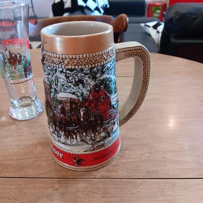 2 BUDWEISER BEER STEINS AND A 1988 BUDWEISER GLASS