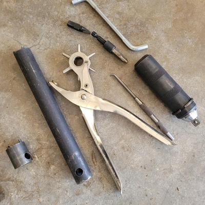 Craftsman Toolbox and Tools (G-EL)