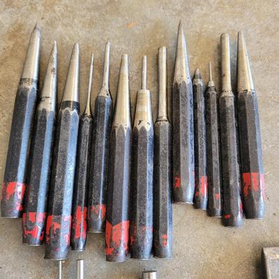 Craftsman Toolbox and Tools (G-EL)