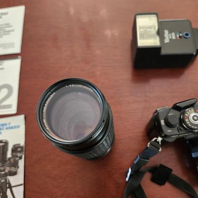 Minolta X-700 35 mm film camera and accessories