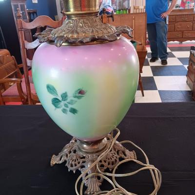 BEAUTIFUL HAND PAINTED GLASS GLOBE OIL LAMP CONVERTED TO ELECTRIC