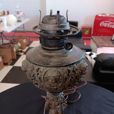 DETAILED BRASS CHERUB OIL LAMP CONVERTED TO ELECTRIC