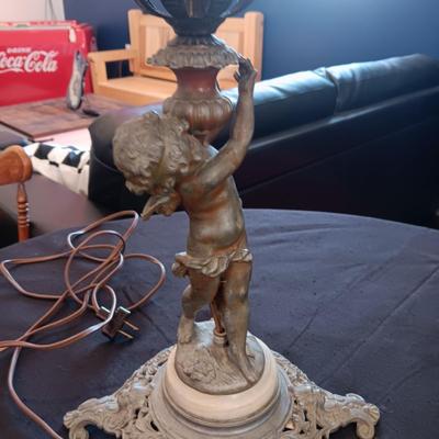 DETAILED BRASS CHERUB OIL LAMP CONVERTED TO ELECTRIC