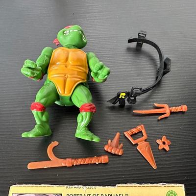 VINTAGE NINJA TURTLE ACTION FIGURES