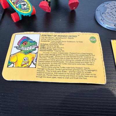 VINTAGE NINJA TURTLE ACTION FIGURES
