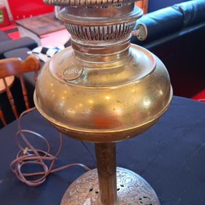 ANTIQUE BRASS OIL LAMP CONVERTED TO ELECTRIC