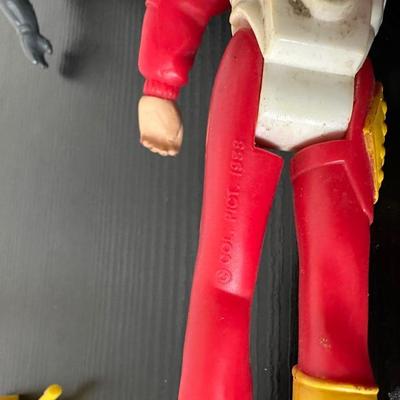 VINTAGE ACTION FIGURES