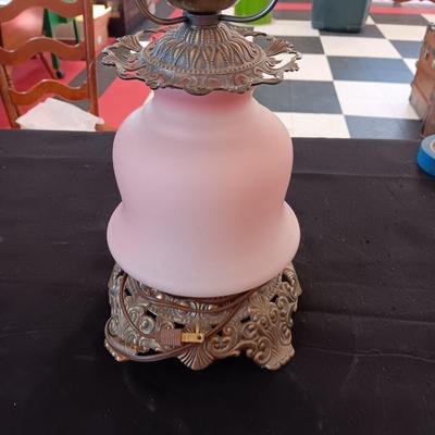VINTAGE GLOBE LAMP