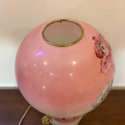 BEAUTIFUL HAND PAINTED PARLOR LAMP