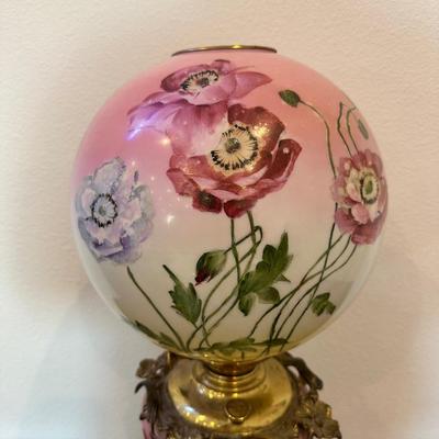 BEAUTIFUL HAND PAINTED PARLOR LAMP