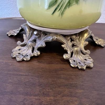BEAUTIFUL HAND PAINTED PARLOR LAMP