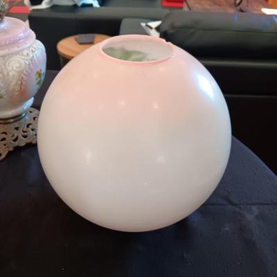 EXTRA GLASS GLOBES AND PARTIAL LAMP