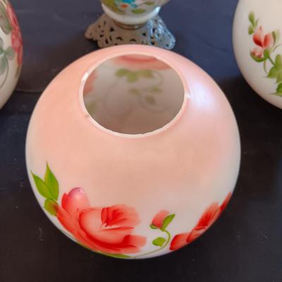 EXTRA GLASS GLOBES AND PARTIAL LAMP