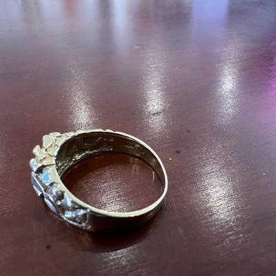 MEN'S 10k GOLD RING SIZE 9 1/2