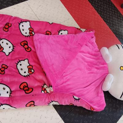 SUPER SOFT HELLO KITTY SLEEPING BAG W/PILLOW