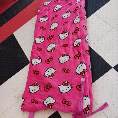 SUPER SOFT HELLO KITTY SLEEPING BAG W/PILLOW