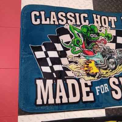 CLASSIC HOT ROD AND RAT FINK THROW RUGS