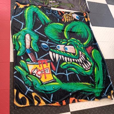 2 SUPER SOFT RAT FINK THROW BLANKETS