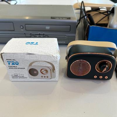 MAGNAVOX COMBO VHS/DVD PLAYER, TELEPHONE AND A SMALL BLUETOOTH RADIO