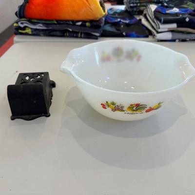 ANCHOR HOCKING SERVING BOWL AND CAST IRON MATCH HOLDER