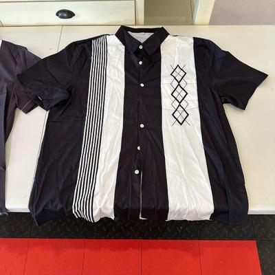 2 MEN'S NEW SHIRTS XL