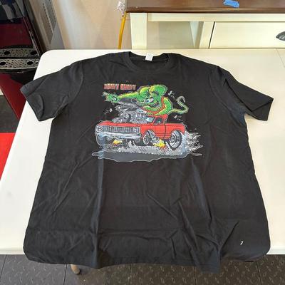 2 NEW MEN'S SHIRTS XXL