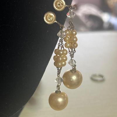 Assorted fake pearl clip on earrings