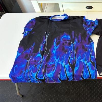 2 NEW MEN'S SHIRTS MEDIUM