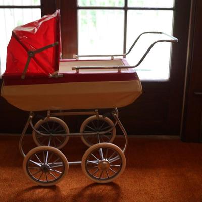 Vintage Baby Doll Pram/Carriage