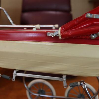 Vintage Baby Doll Pram/Carriage